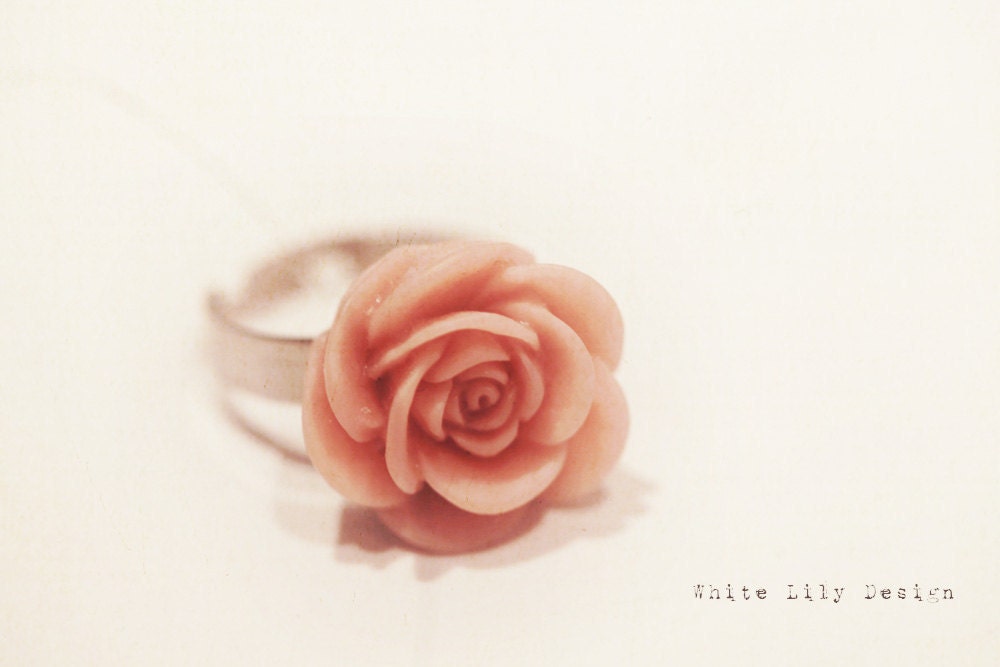 Rose Flower Ring . Adjustable . Lilac or Old rose . Romantic . Statement ring