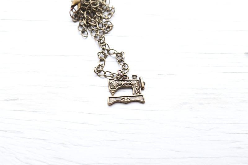 Singer Necklace . Sewing machine . Cute . Gift . Antique brass . Mother's day