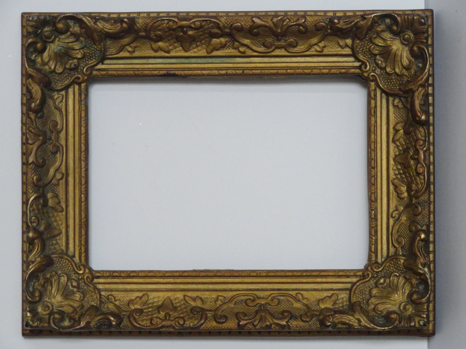 Rococo Frame  EncoreEmporium Ornate by glass frame Vintage Gold belgium Plastic Picture green painting