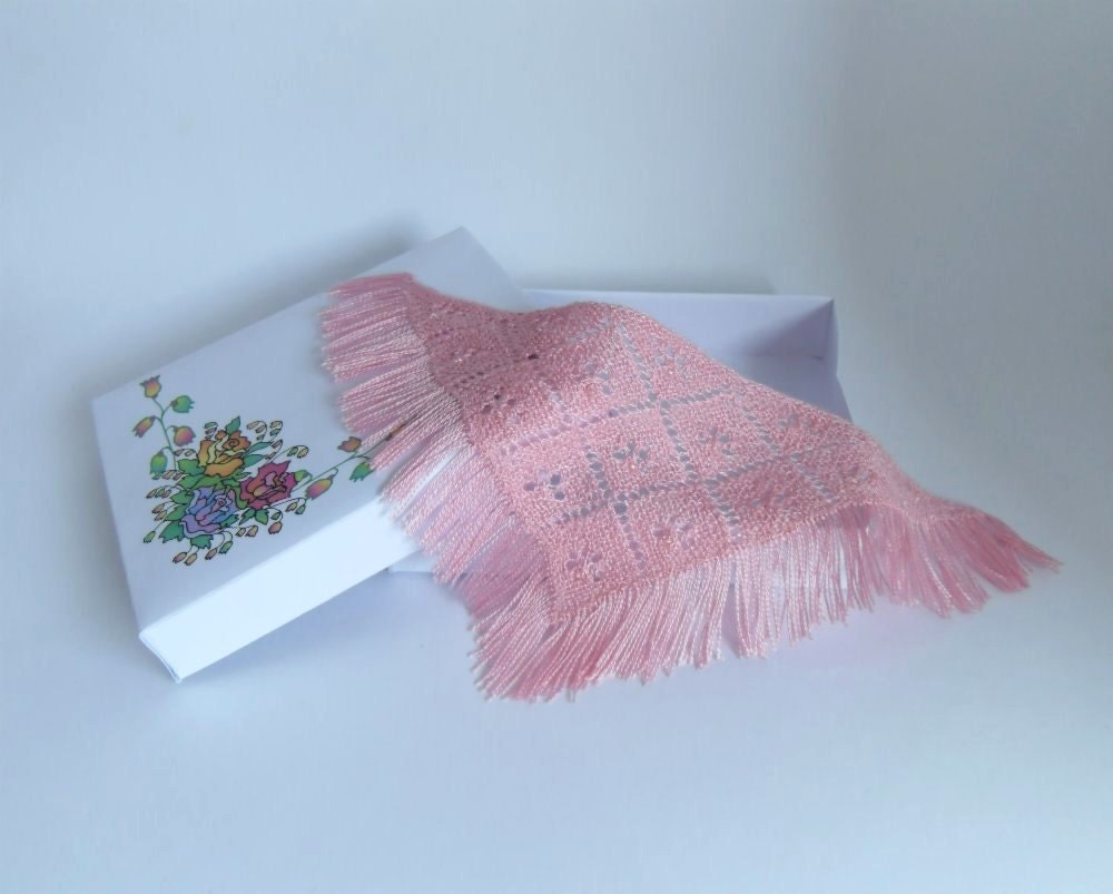 Miniature Triangular Shawl in Shantung Style Spun Silk Thread Hand Knit for 1:12 scale Dollhouse Lady Doll - Pink