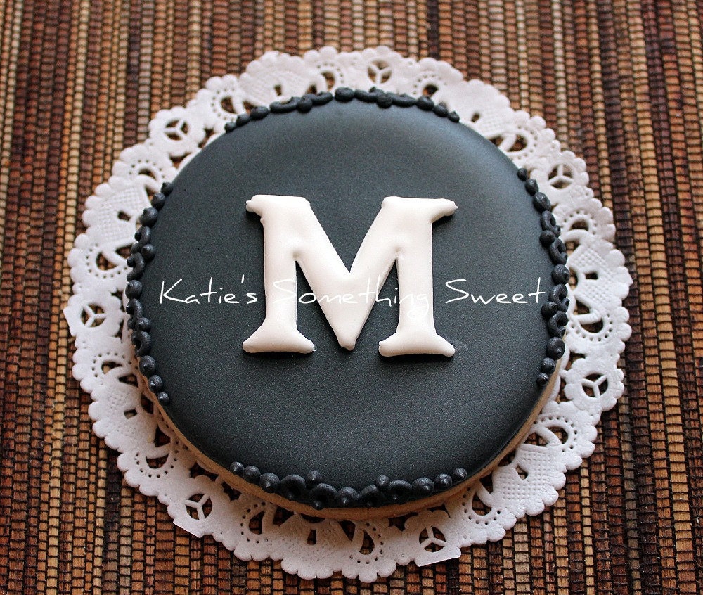 Monogram Cookie-Edible Monogram-Personalized Wedding Favors-Bridesmaid Gifts-Personalized Birthday Gift-Bridal Shower Favors