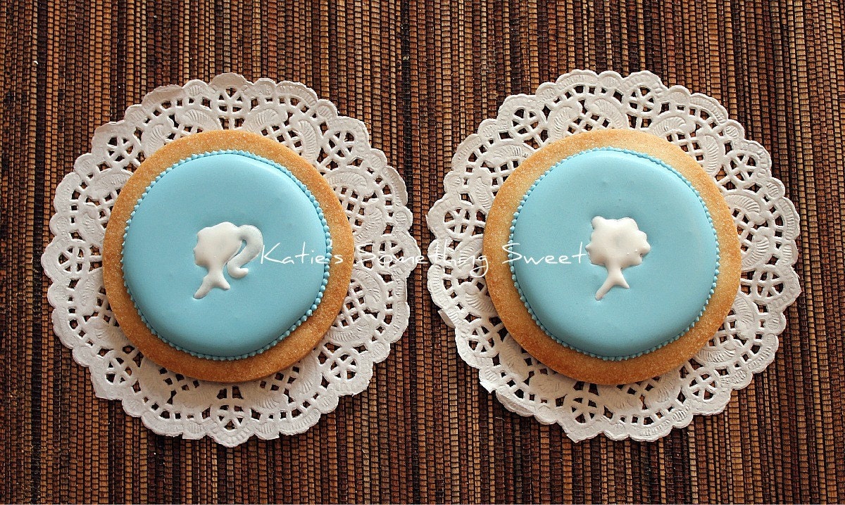 Cameo Cookie-Custom Wedding Favors-Gift for Bridesmaid-Birthday Gift-Bridal Shower Favors