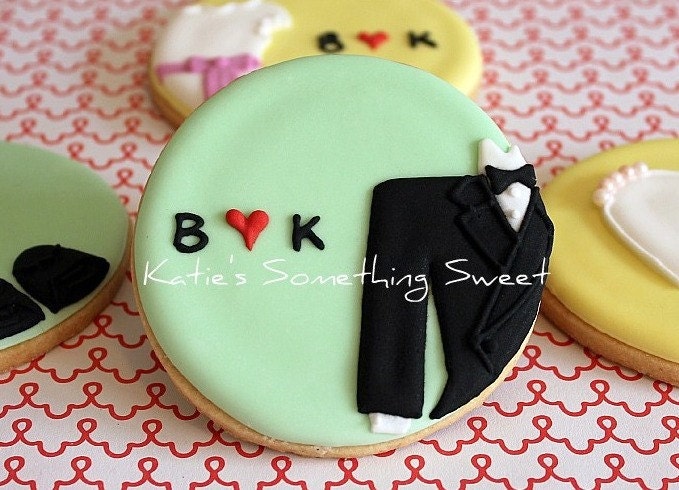 Wedding Favors - Edible Wedding Favors - Wedding Shower Favors - Custom Wedding Monogram - Personalized Wedding Favors