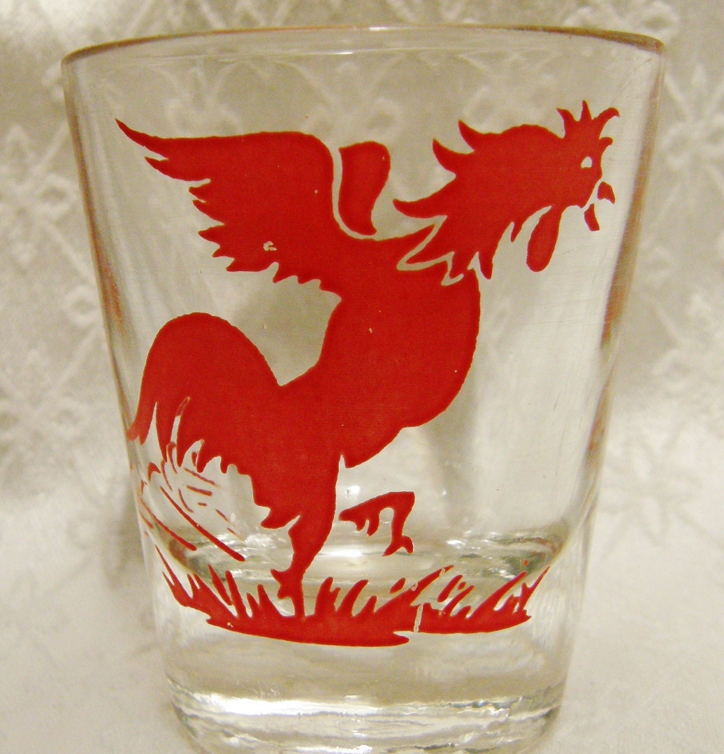 Items similar to Red Rooster Shot Glass Vintage Federal Glass on Etsy