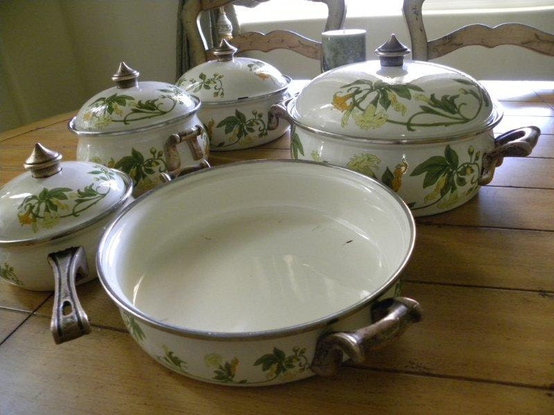 Items similar to Vintage Enamal Cookware 9 Piece on Etsy