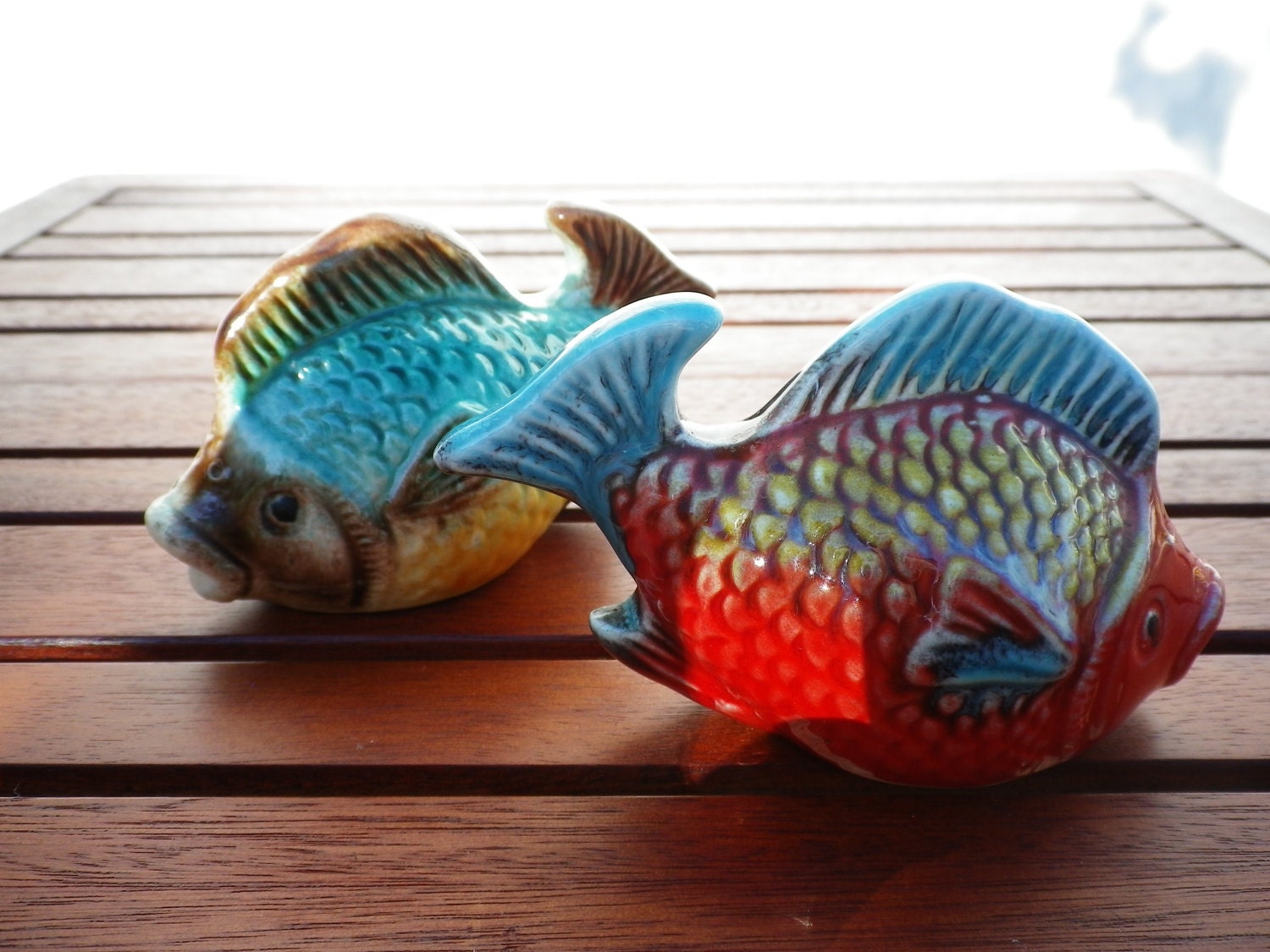 Salt & Pepper Shakers Vintage Colorful Ceramic Fish Spices Set