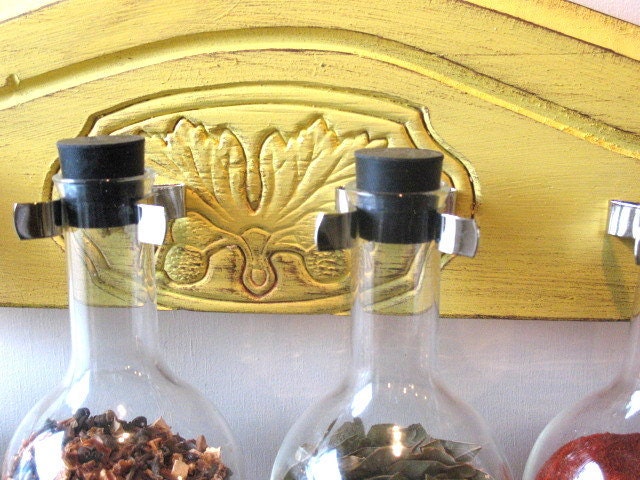Carved Amarillo Yellow Beaker Spice Rack, Shabby Chic