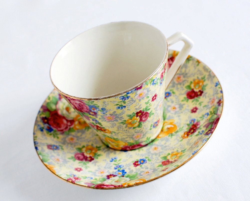 Vintage Tea Cup and Saucer in Chintz China