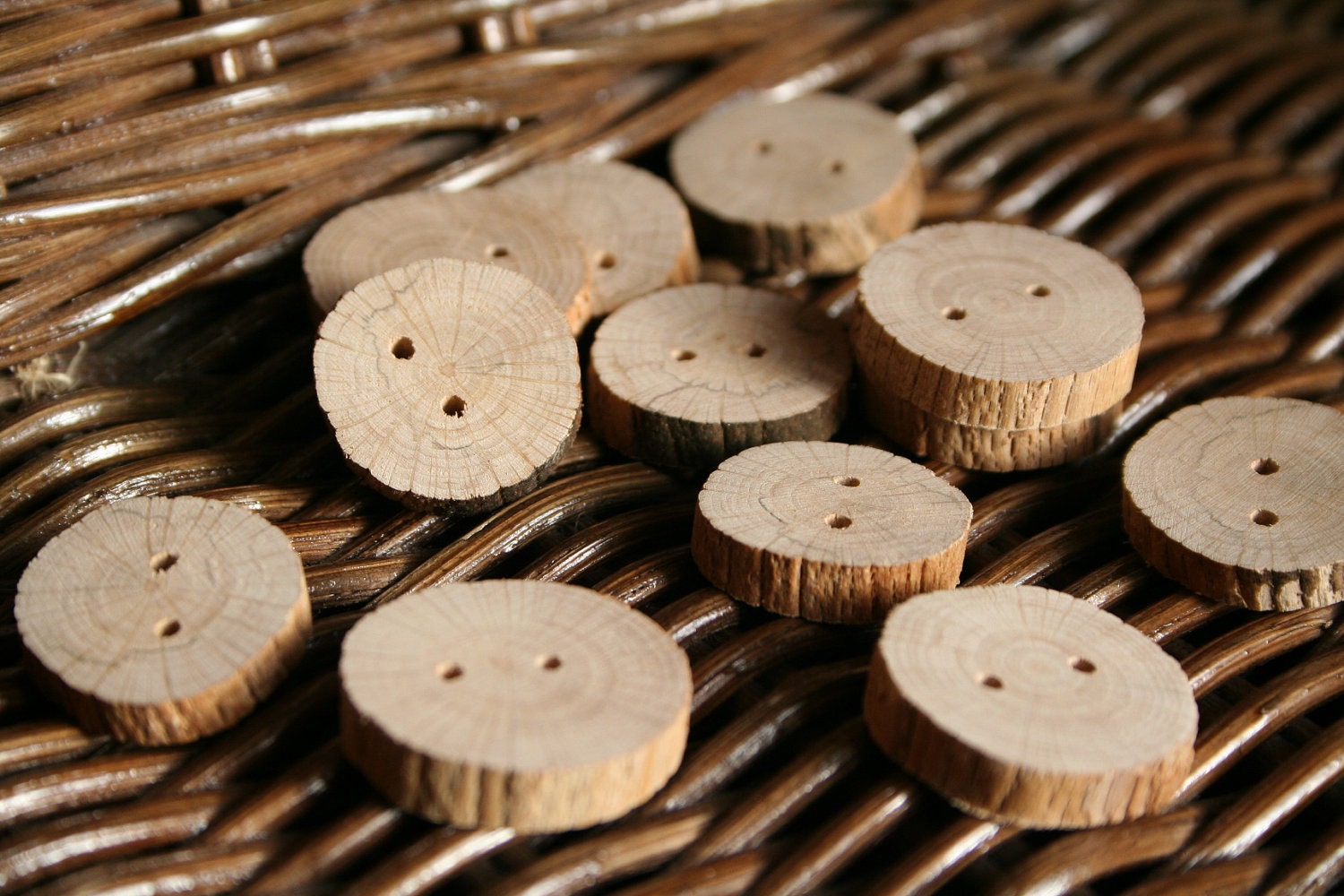 Small buttons, oak wood - set of 12 with 2 holes - 2cm 6/8"