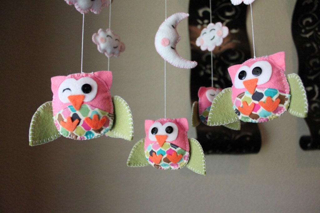 Baby Crib Mobile - Baby Mobile - Owl Mobile - Nursery Crib Mobile "Five little owls in Pink Style"(You can choose your colors)