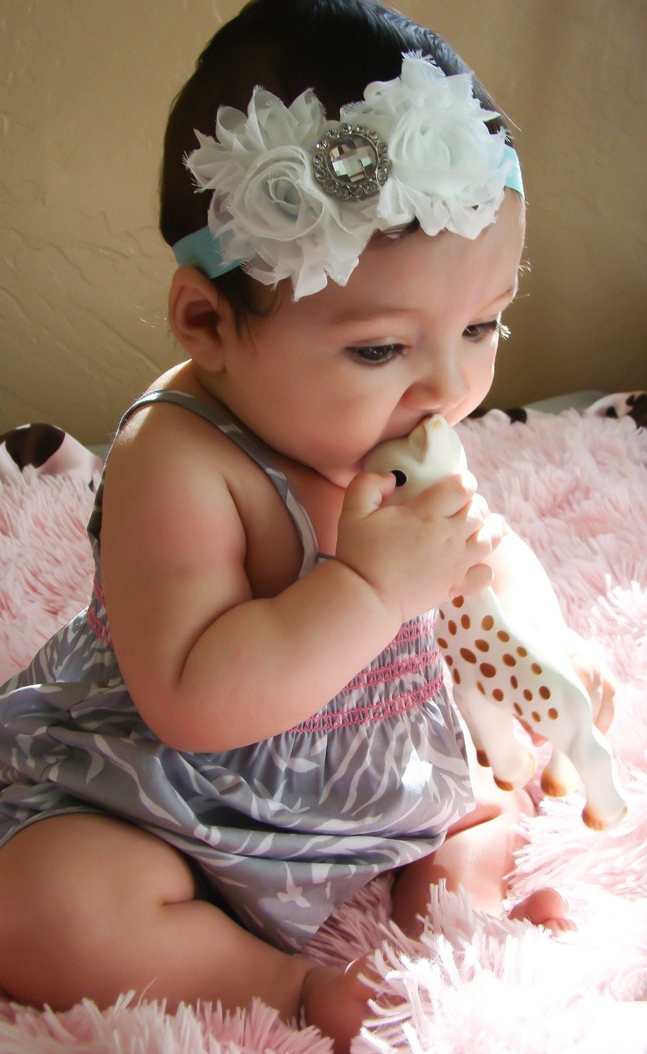 Baby headband...white flower headband, baby headband, baby girl hedband, newborn headband, baptism