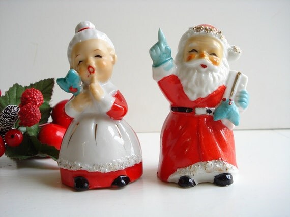 Vintage Santa Mrs Claus Salt And Pepper Shakers By Uphome On Etsy 7881