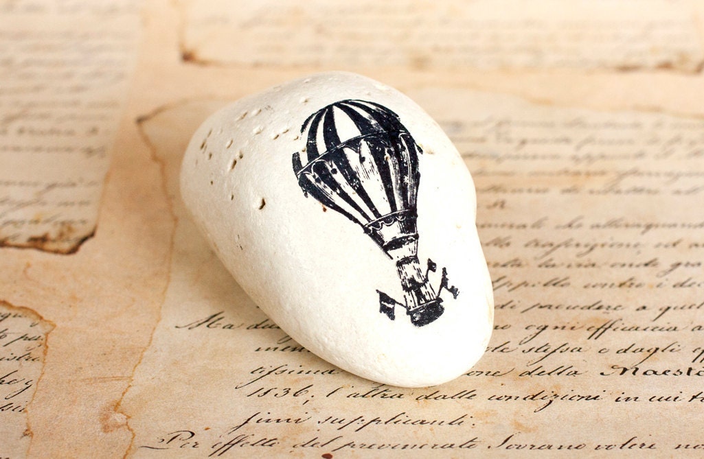 Painted Stone Baloon, Black Sea Cost White Stone