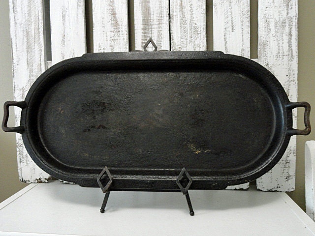 Vintage Cast Iron Griddle 26