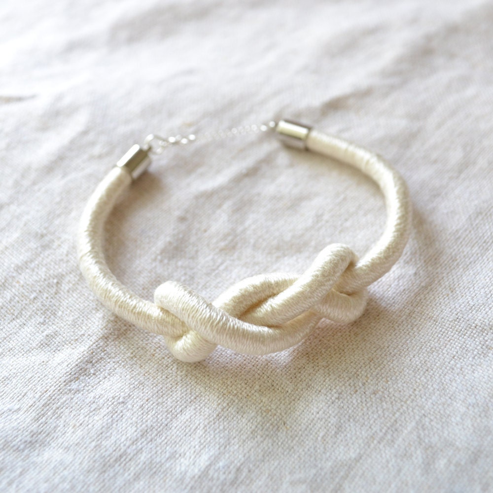 SHAKTI rope knot bracelet // natural