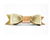Leather bow brooch natural beige and grey color FREE WORLDWIDE Shipping - Akamatra