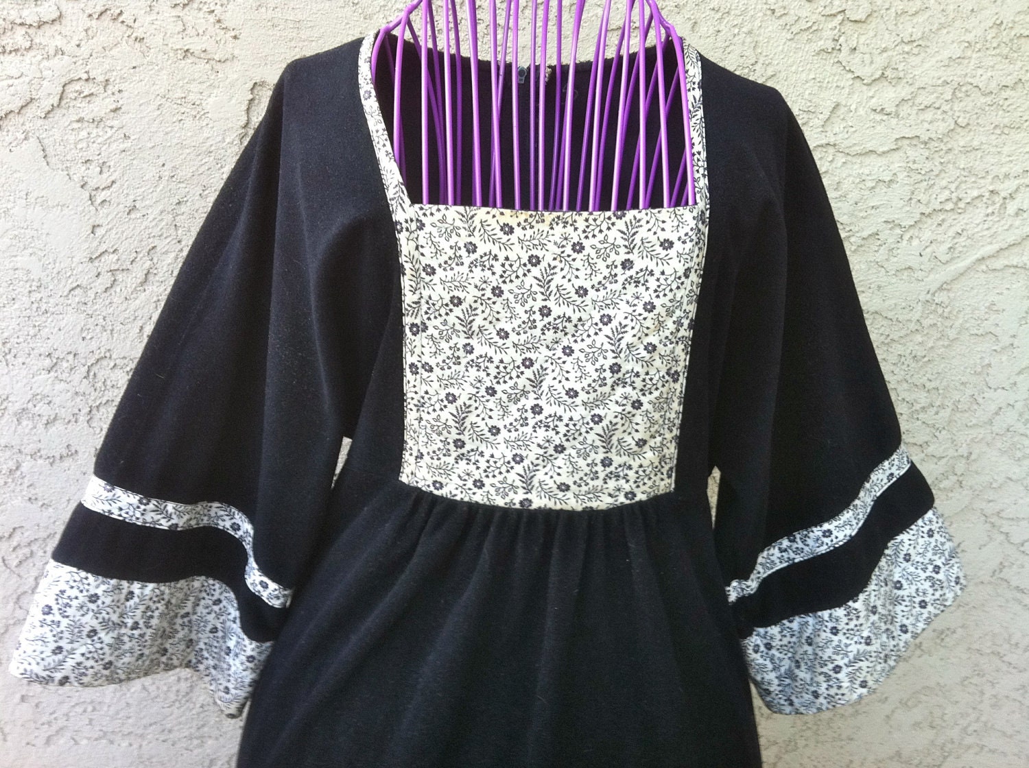 FREE SHIPPING: Black Velour Tapestry Wide Sleeve Hippie Peasant Maxi Dress, Size Small