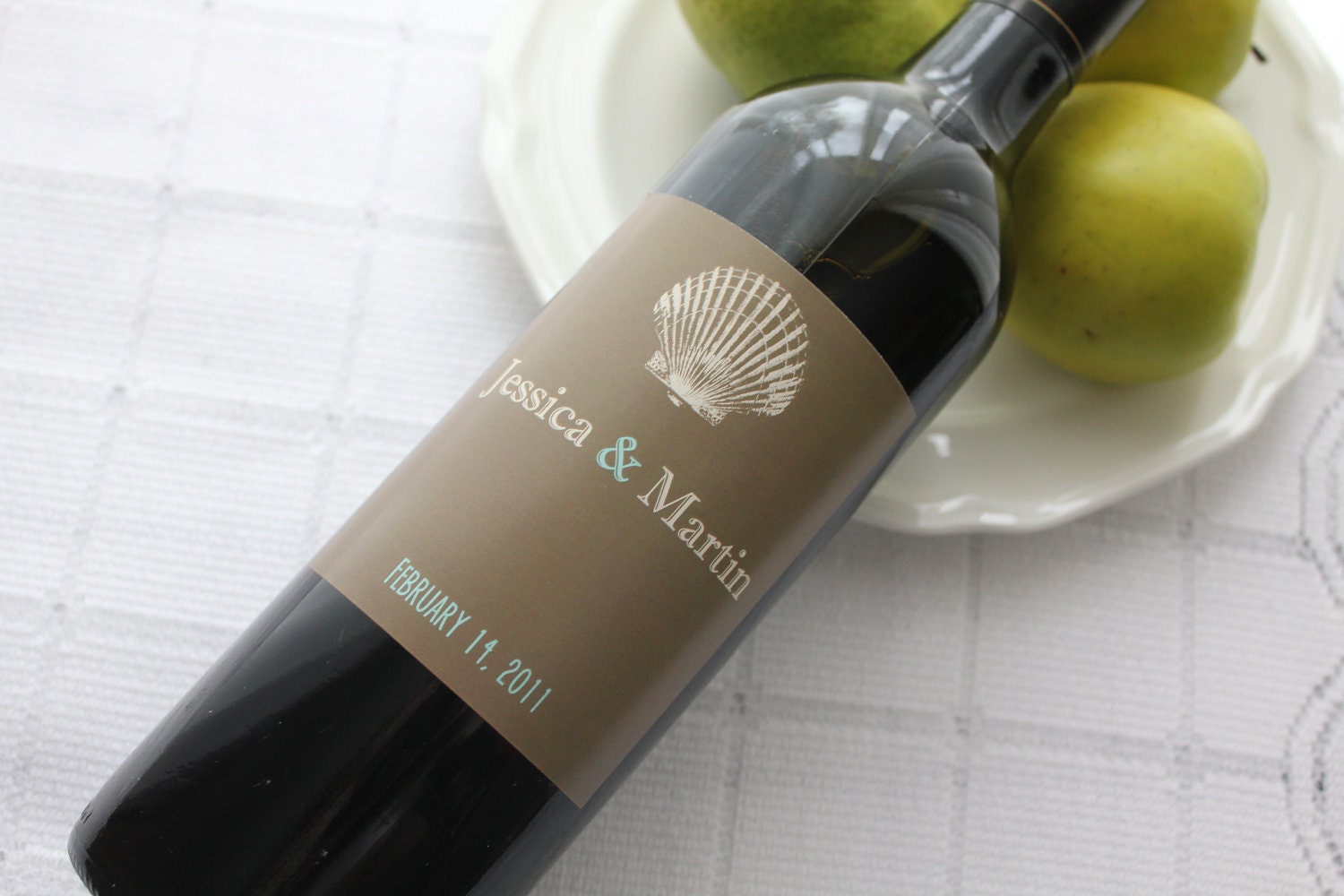 Beachside Sea Shell - Custom Wine Lables
