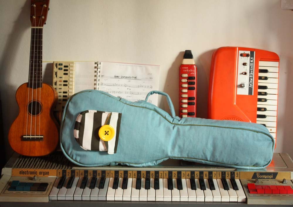 Blue Sky -- Blue Denim Ukulele Bag (Concert size)