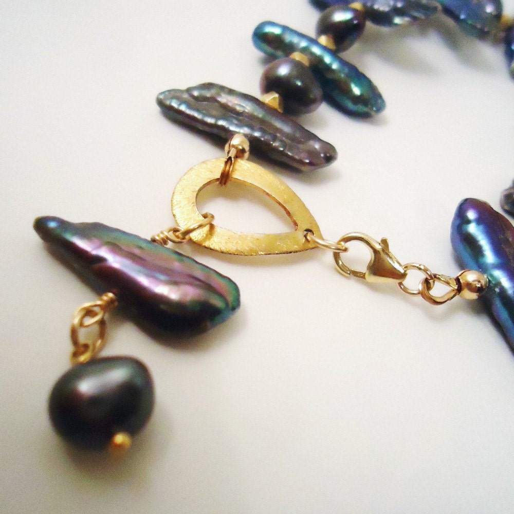 Pearl Bracelet Yellow Gold Jewellery Aubergine Jewelry Biwa Natural Gemstone Purple Iridescent Peacock B-45