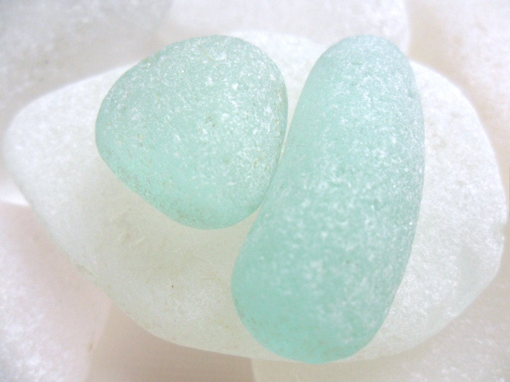 Little and large - 2 seafoam seaglass both nicely sugar frosted - english beach finds