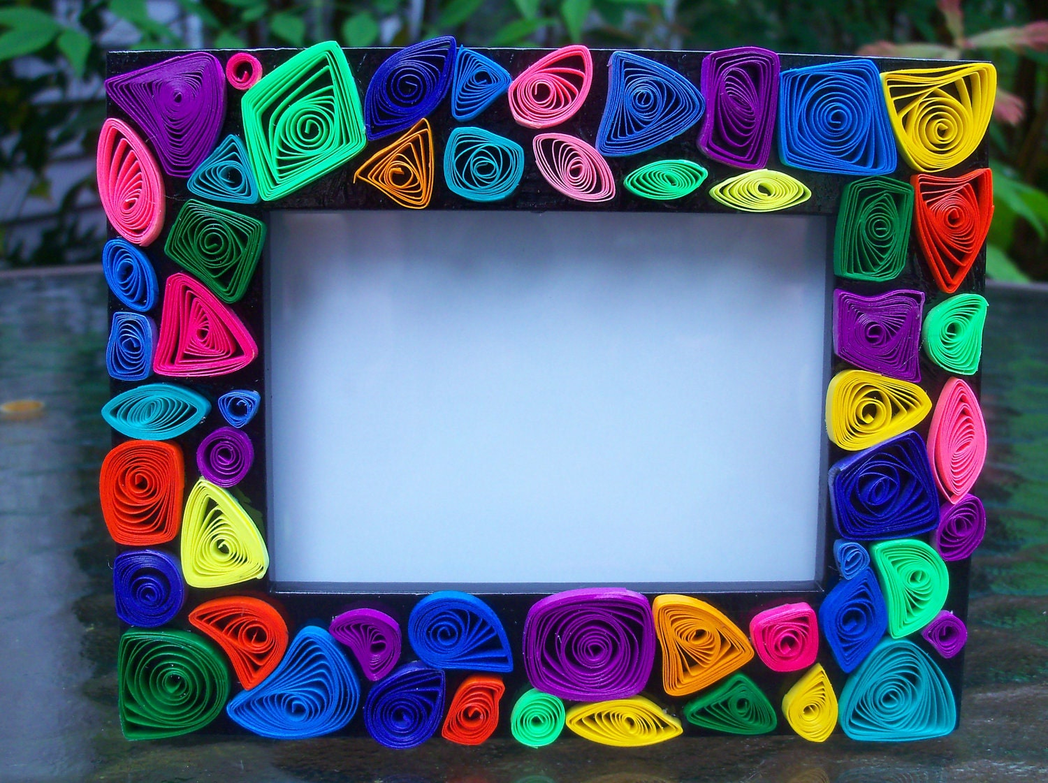 Picture Frame, colorful paper quilled embellished wooden frame, 2 x 3 inch
