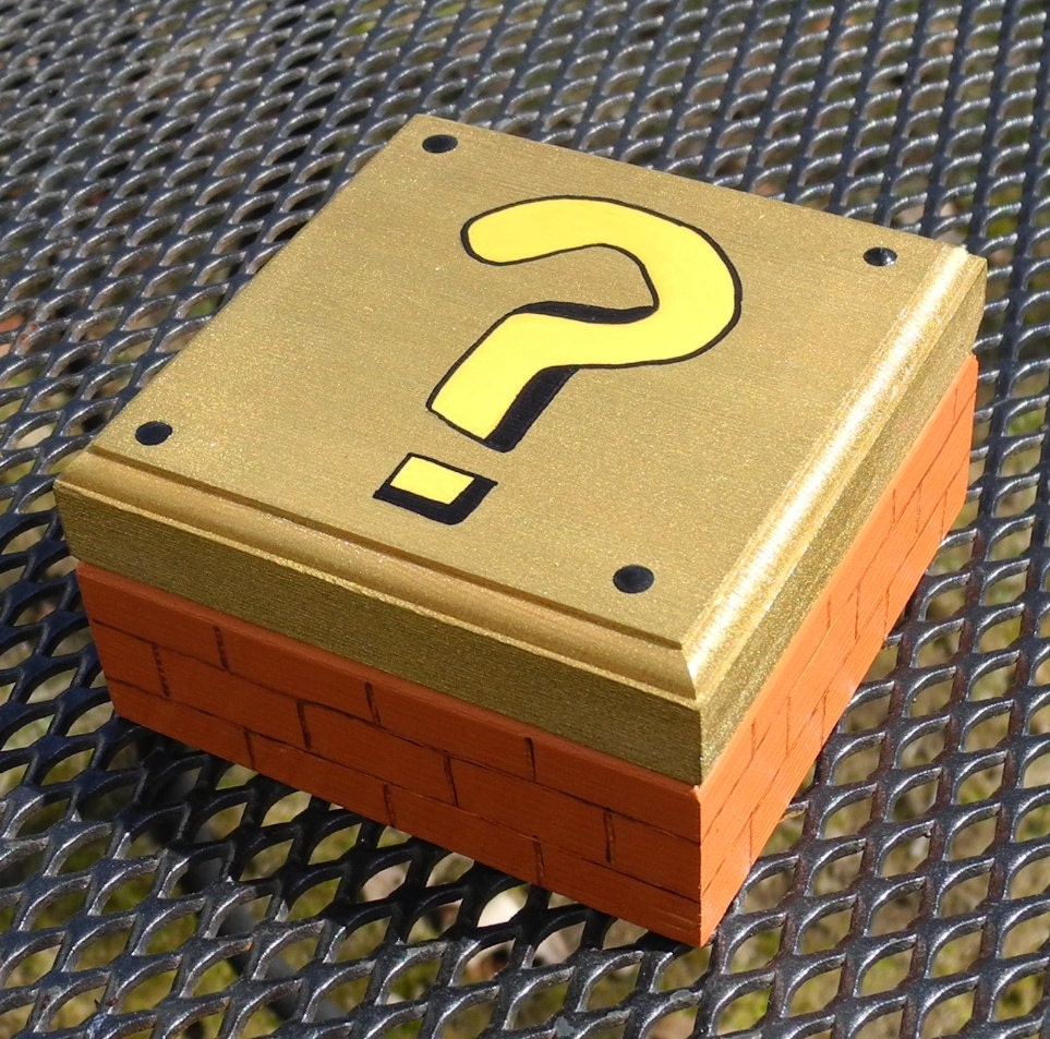 Super Mario Brothers, Nintendo, wooden Brick box,luigi,80's,classic,nostalgic
