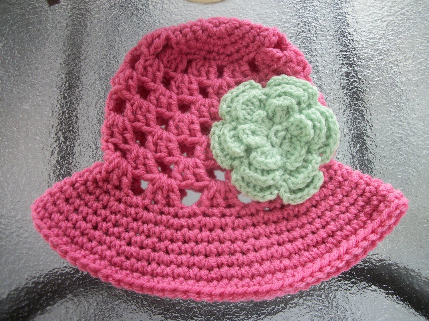 Summer Fling Sun Hat - Light Raspberry and Honeydew - Size 3-6 months with detachable flower clip