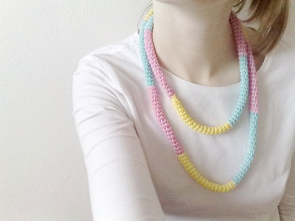 crochet necklace rope lariat pastel neon spring fashion yellow pink blue kawaii candy supersweet