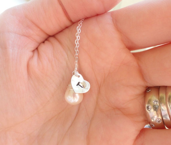 Set of 5: FIVE personalized Bridesmaid necklaces, sterling silver customized bridesmaid gifts, Pearl necklaces for bridal parties