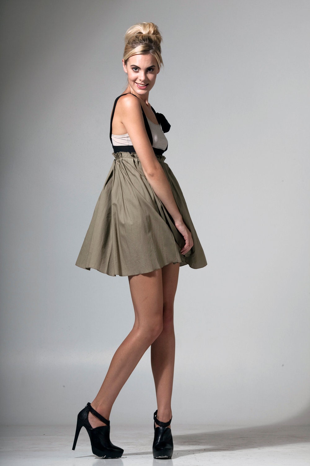 Pleats and bows- Made to order