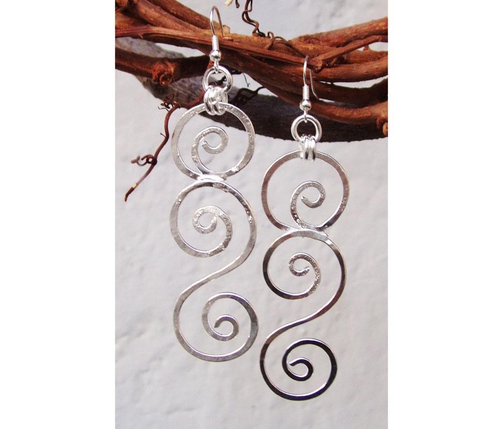 Wire Earrings - Hammered silver swirls