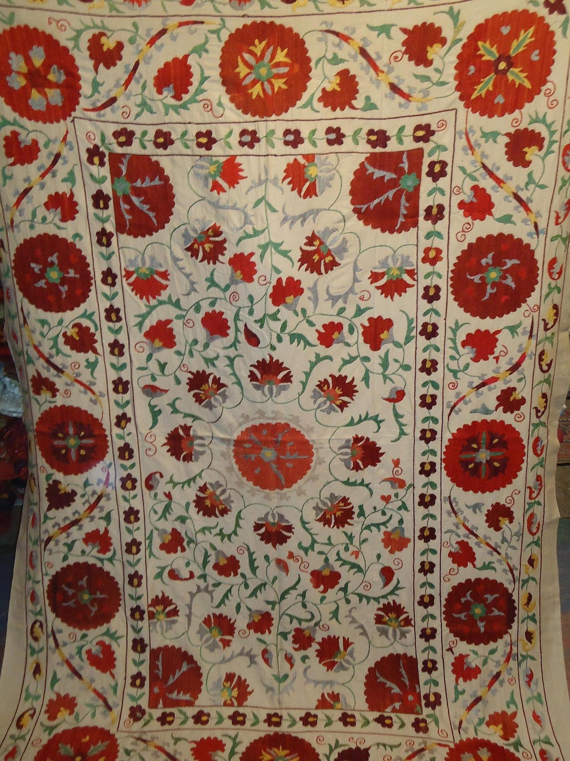 vintage suzanis / tribal suzanis /suzani cover/suzanis/ vintage table cover/vintage wallhangings/
