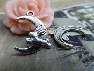 20pcs 20x22mm The Moon And Rabbit  Silver  White Charm For Jewelry Pendant B370