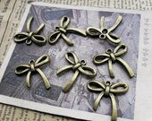 10pcs 25x26mm The Bowknot Antique Bronze Retro Pendant  Charm For Jewelry Pendant C953