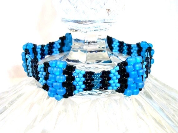 Blue Beadwoven Bracelet Beaded in Peyote Stitch