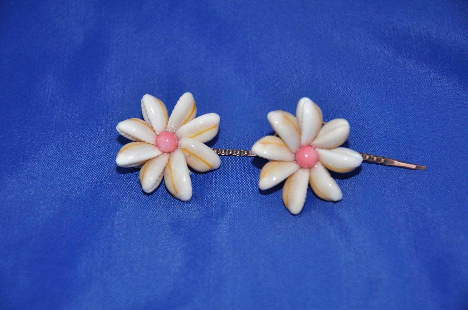 Shell Hair Clips, Flower Cowry Shell Hair Clips