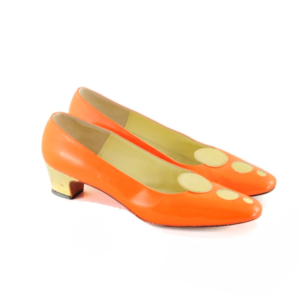 Vintage 1960's Neon Orange MOD Art Deco Pop ART Shoes 9