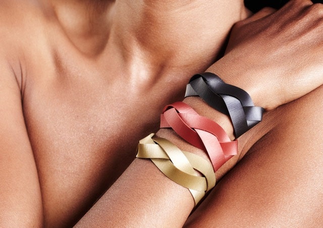 Set of 3 Strelicious bracelets narrow.