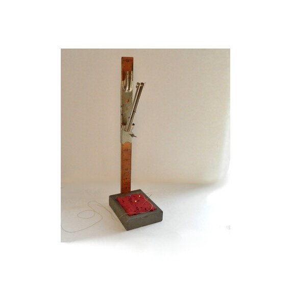 Vintage Pin It Hem Marker with Built In Pin by TheInspiredTrader