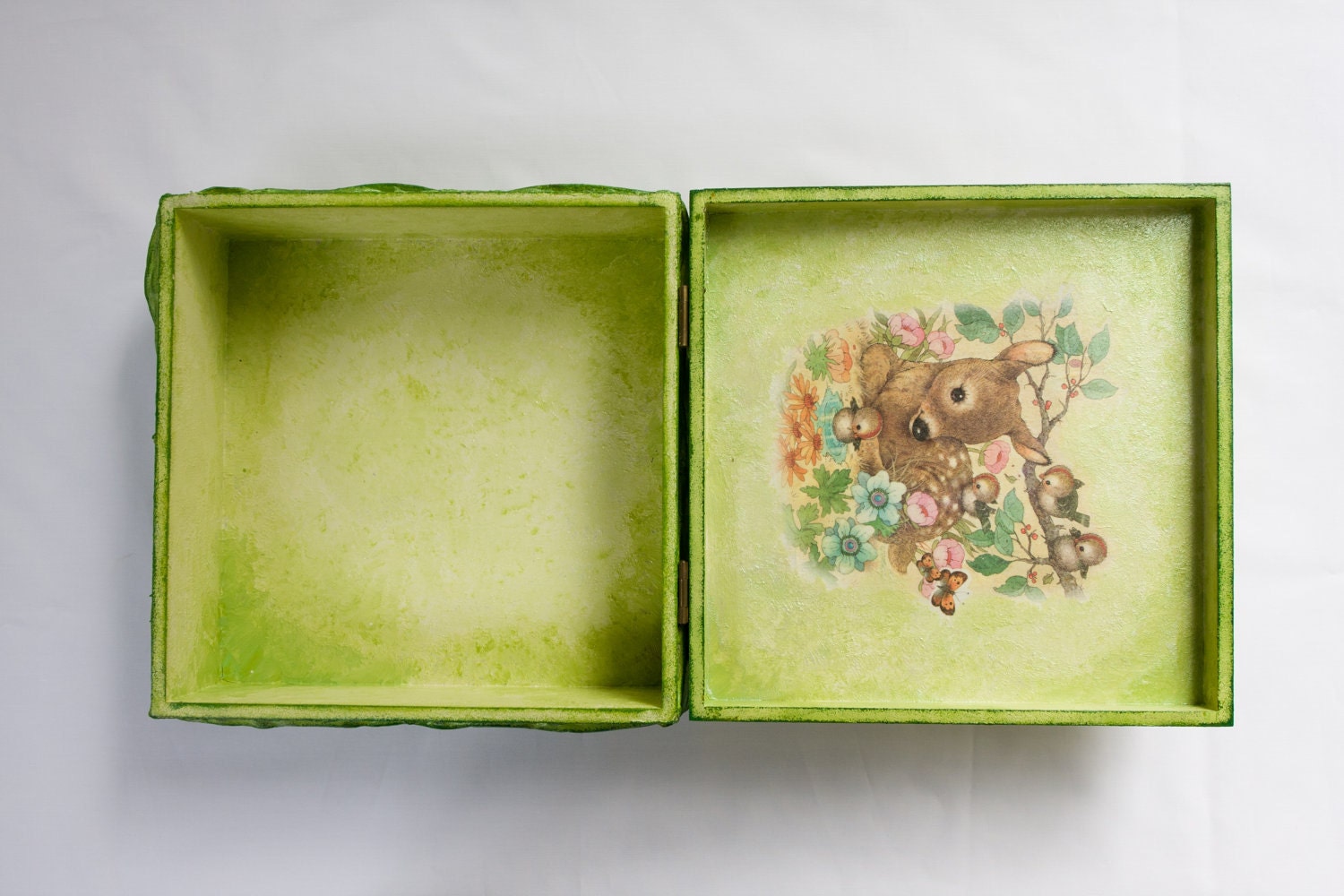 Deer Tea Box / Doe Whimsical Spring Forest Wooden tea box / Roe Decor / Woodland Animals / Mother's Day gift ohtteam