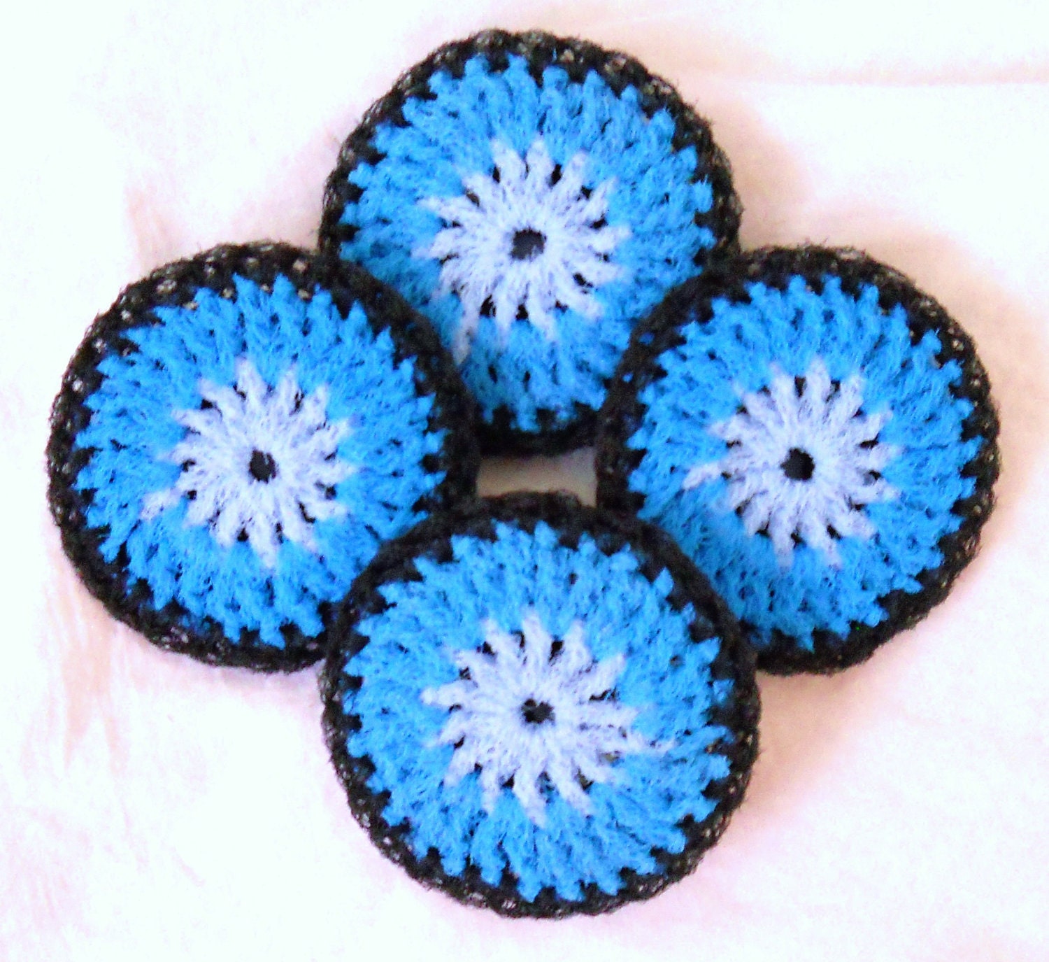 Nylon Pot Scrubbies - Set of 4 - Multicolor Black and Blue - ArtistBeeBee