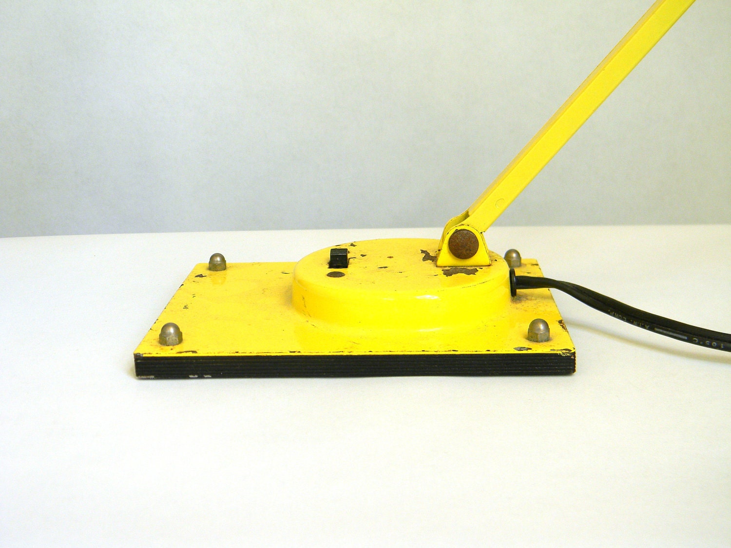 Yellow vintage Desk Lamp - Articulated movement