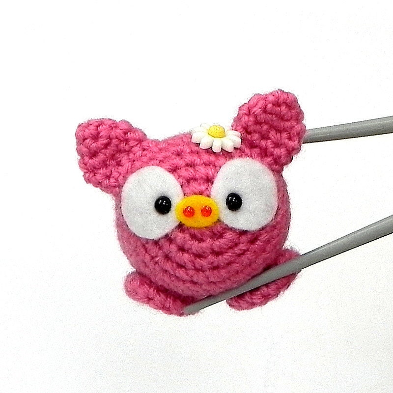 Amigurumi Pinky Piggy MochiQtie - crochet mochi size mini toy doll