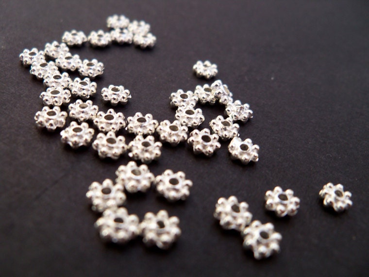 Silver Plated, Daisy Spacer Beads, 4mm, 100 pcs
