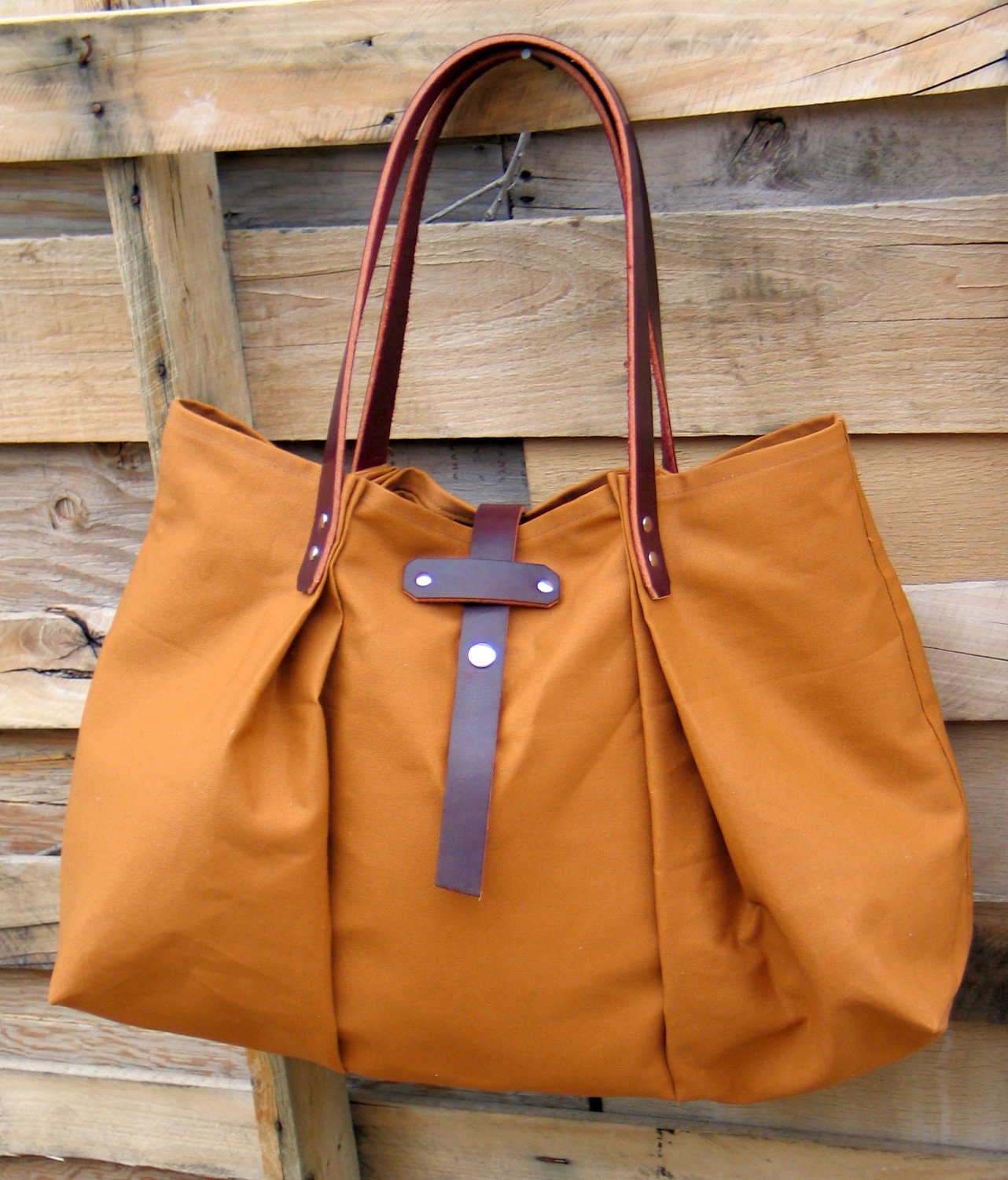 Week-End Bag in Canvas and Leather- The Holdall