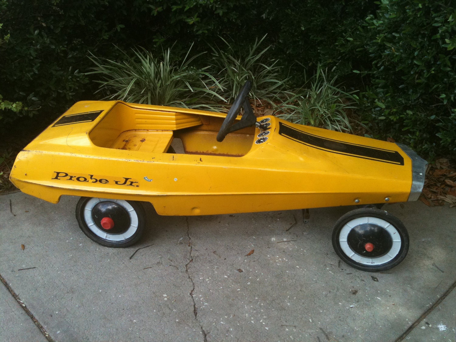 Rare vintage child's riding pedal car 1970's