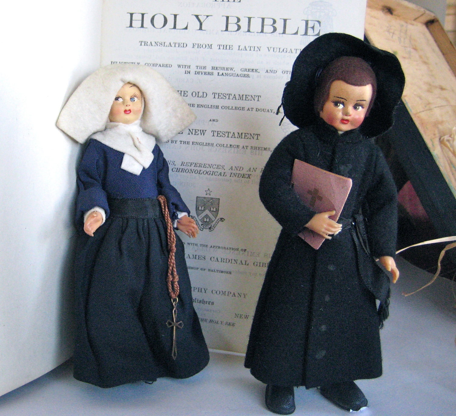 Italian Religious Dolls - Catholic Nun and Monk