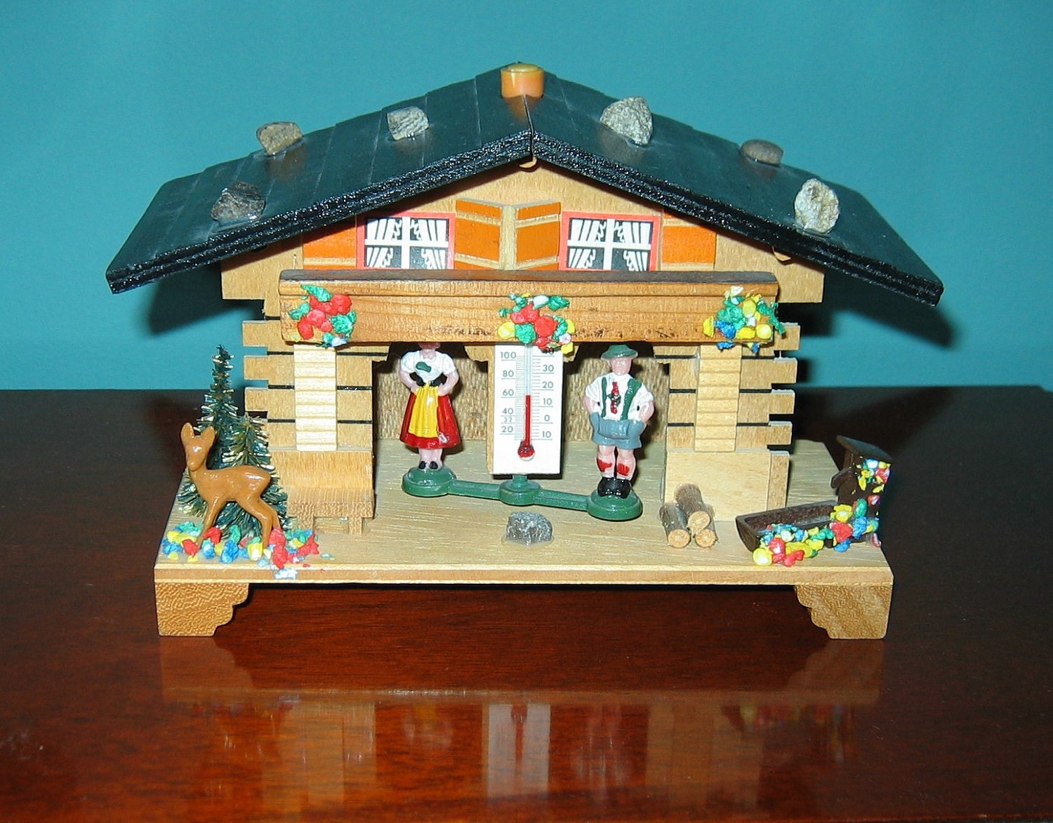 Beautifully detailed VINTAGE German Weather House Chalet- Excellent condition