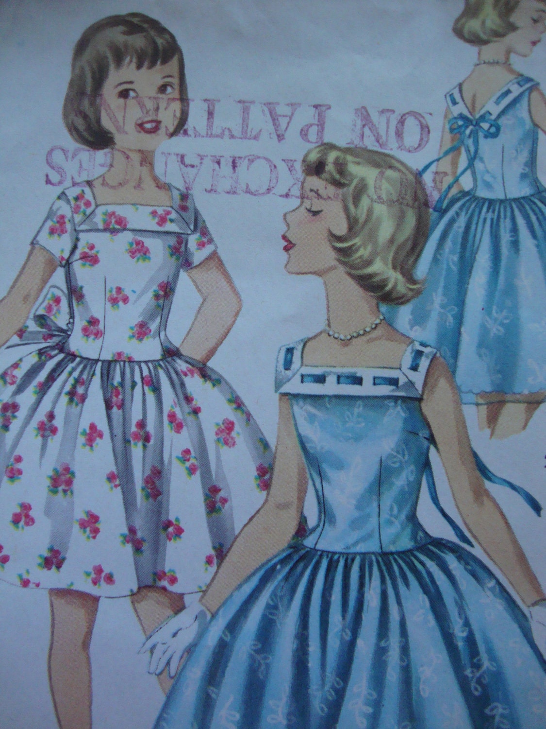 pretty vintage 1960s girls party DRESS simplicity sewing pattern SIZE 8 square neck FULL skirt retro v back uncut